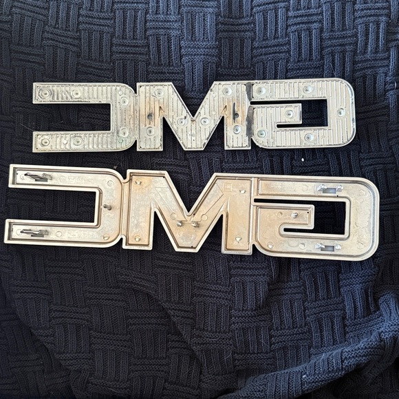 GMC Emblems Front & Back - Picture 2 of 4